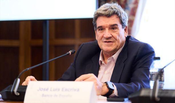 Banco de España: Sin migrantes, en 20 años habría graves problemas en pensiones y servicios públicos