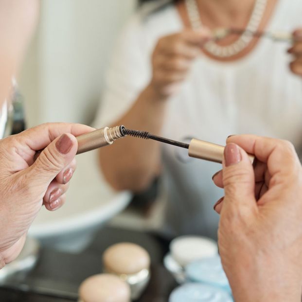 Los lápices para ojos, cejas o labios tienen un período de vida más largo porque se van renovando cada vez que les sacas punta. 