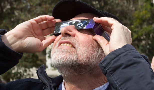 Cómo ver el eclipse del 12 de agosto de forma segura (Fuente: BigStock)