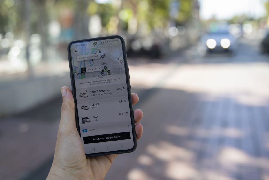 EuropaPress 4707432 imagen movil app uber dia aprobara decreto regular vtc andalucia 27 EuropaPress 4707432 imagen movil app uber dia aprobara decreto regular vtc andalucia 27