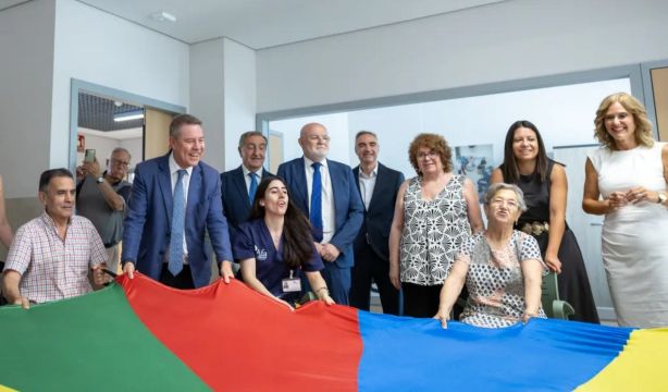 Castilla-La Mancha inaugura un centro de referencia de alzhéimer que une investigación y atención
