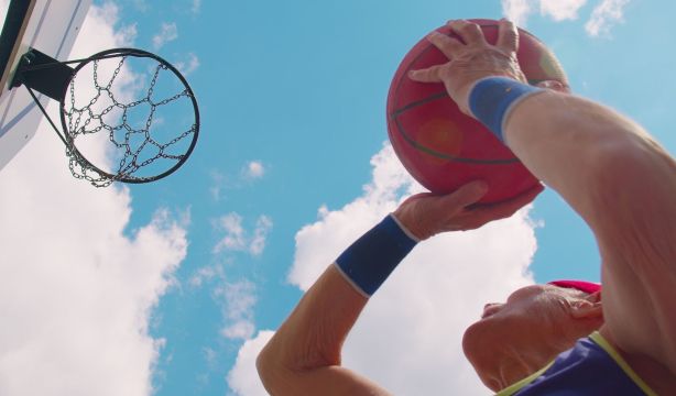Asturias lanza un programa de baloncesto adaptado para fomentar el envejecimiento activo en mayores (Bigstock) Asturias lanza un programa de baloncesto adaptado para fomentar el envejecimiento activo en mayores (Bigstock)