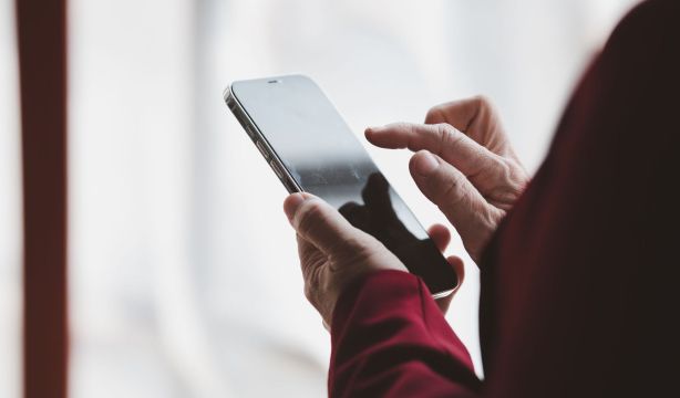 Valencia instalará quioscos digitales para facilitar la gestión de trámites a las personas mayores (Bigstock) Valencia instalará quioscos digitales para facilitar la gestión de trámites a las personas mayores (Bigstock)