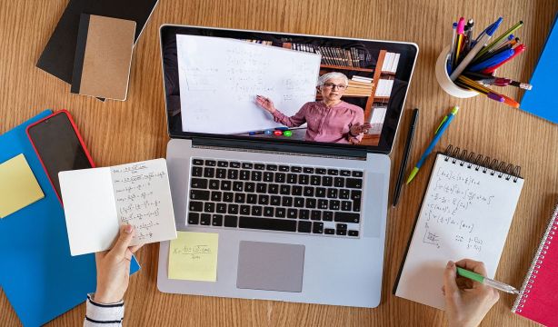 La educación a distancia es un 'pilar fundamental' para el sistema universitario español / Fuente: BigStock La educación a distancia es un 'pilar fundamental' para el sistema universitario español / Fuente: BigStock
