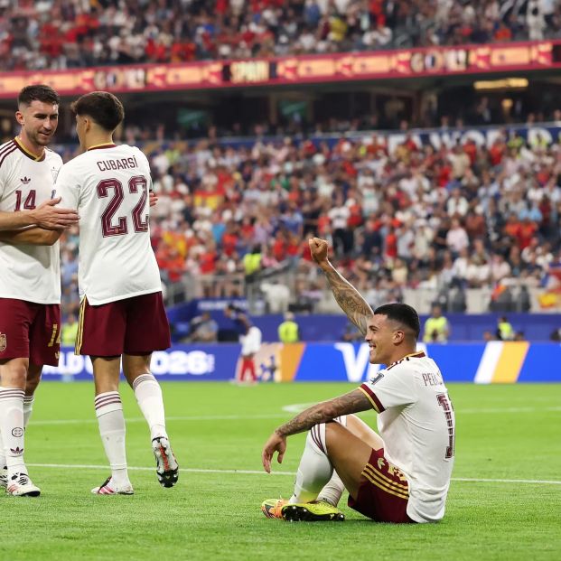 Pedro Porro celebrates