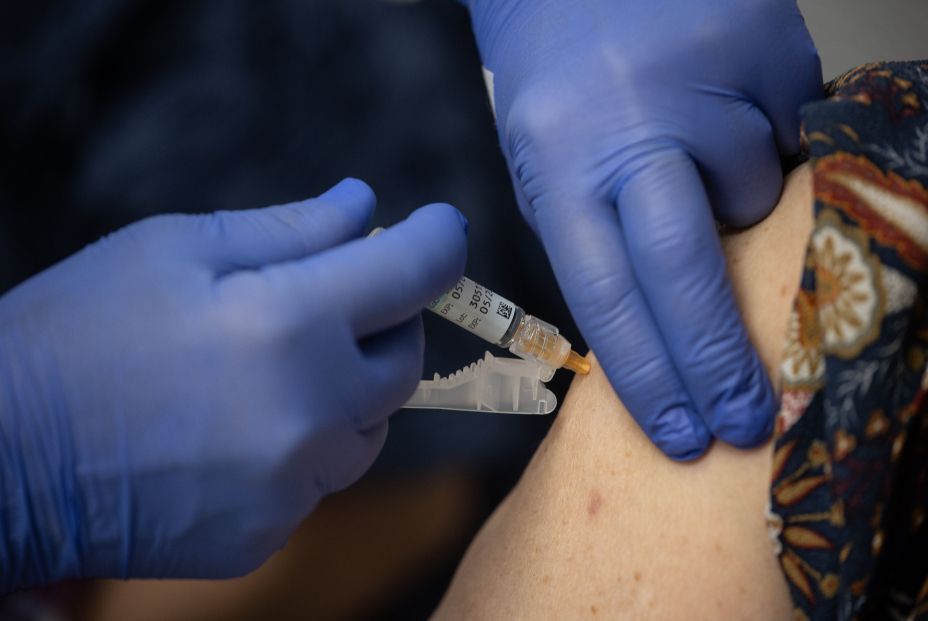 Cataluña iniciará la campaña de vacunación contra gripe y Covid-19 el 5 de octubre (Fuente: Europa Press)