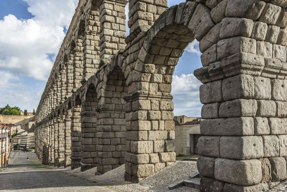 21 creaciones artísticas llegan a las ciudades de la UNESCO con 'Noches del Patrimonio'(Fuente: BigStock) 21 creaciones artísticas llegan a las ciudades de la UNESCO con 'Noches del Patrimonio'(Fuente: BigStock)