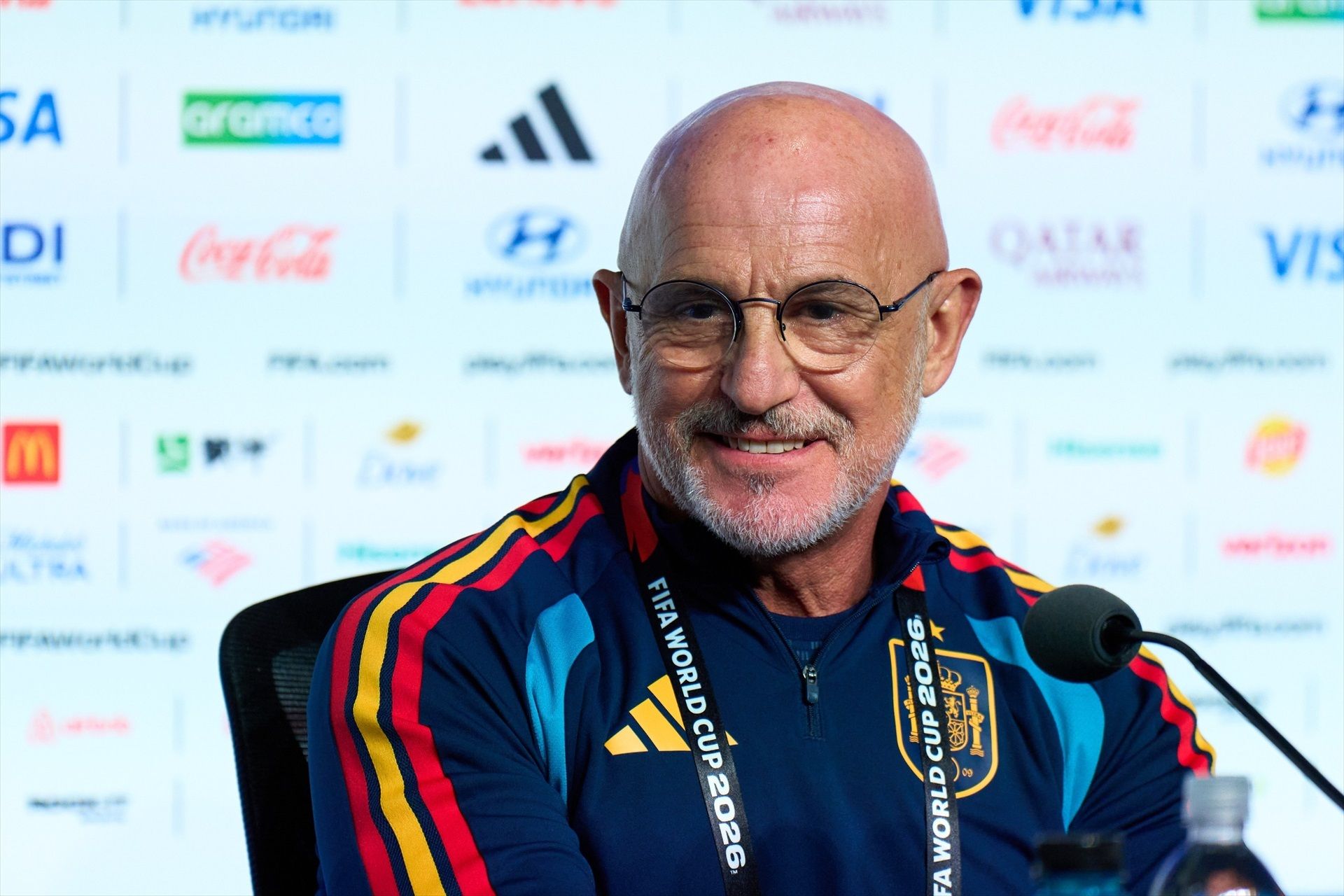 Luis de la Fuente(65 años): "Antes de entrenar a la selección española estuve 18 meses en el paro" Luis de la Fuente(65 años): "Antes de entrenar a la selección española estuve 18 meses en el paro"