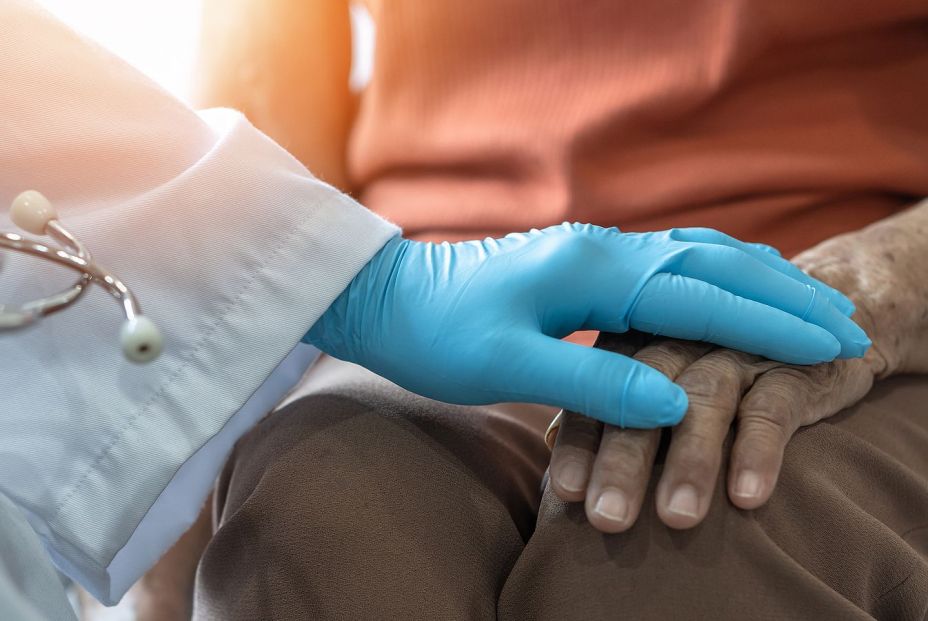CEAFA denuncia que el Gobierno y las CCAA "condenan al abandono" a pacientes con alzhéimer (Fuente: BigStock) CEAFA denuncia que el Gobierno y las CCAA "condenan al abandono" a pacientes con alzhéimer (Fuente: BigStock)
