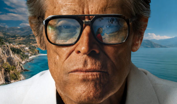 Willem Dafoe regresa a la gran pantalla con 'El anfitrión', un thriller de intriga y poder