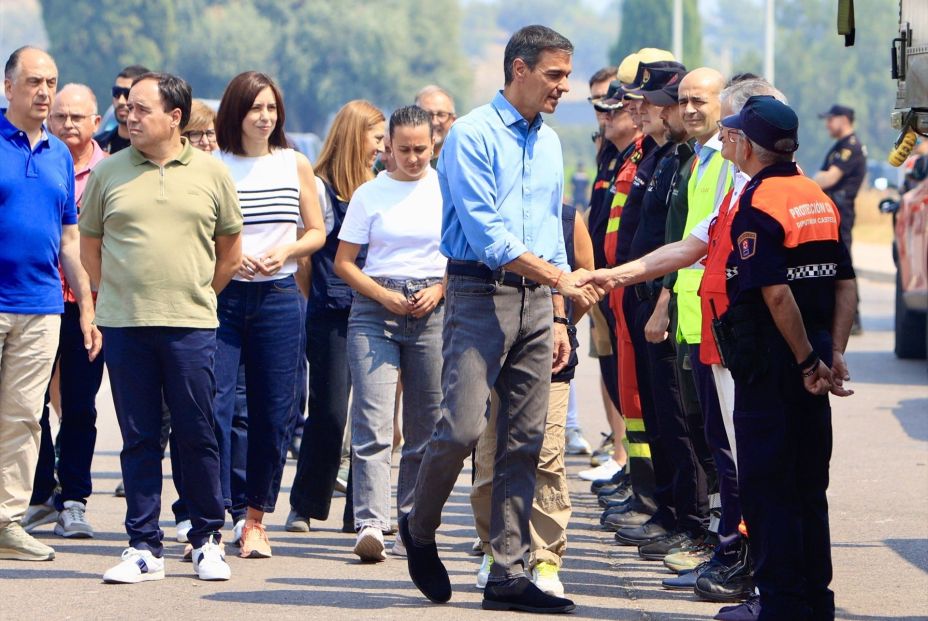 El incendio de Madrid y Ávila y el de Castellón siguen sin control y afectan a 120.000 personas
