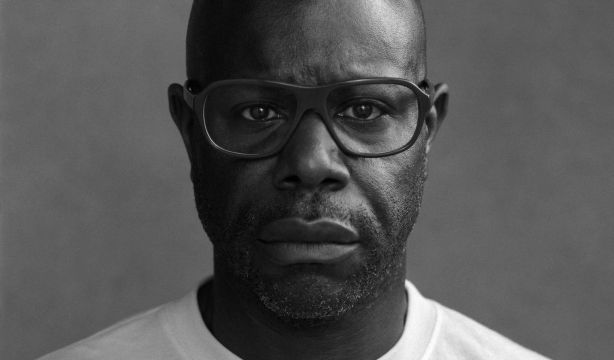Steve McQueen llega al Museo Guggenheim de Bilbao (Fuente: EuropaPress)