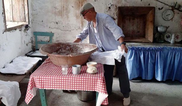 El pueblo que cada mes de julio viaja al pasado para recordar las tradiciones de los años 40 y 50