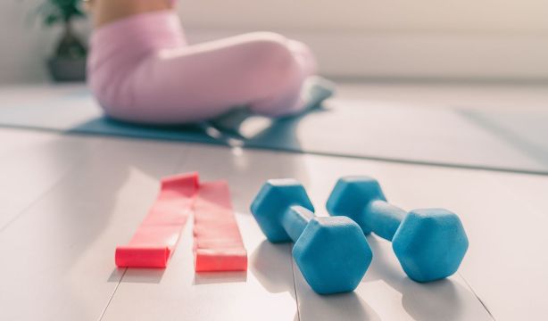 Por qué es tan importante el entrenamiento de fuerza en mujeres posmenopáusicas