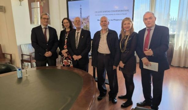Celebrando a Gaudí
