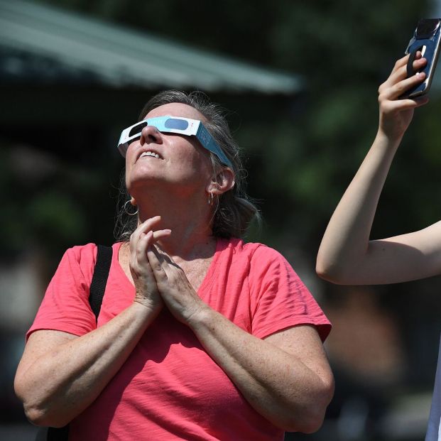 Dónde conseguir gratis las gafas homologadas para ver con seguridad el eclipse