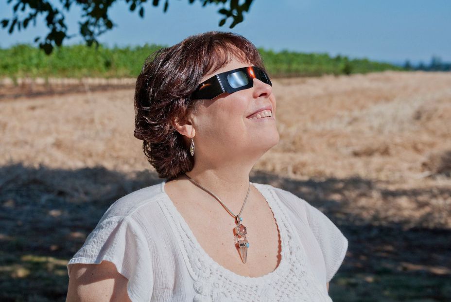 Dónde conseguir gratis las gafas homologadas para ver con seguridad el eclipse Dónde conseguir gratis las gafas homologadas para ver con seguridad el eclipse