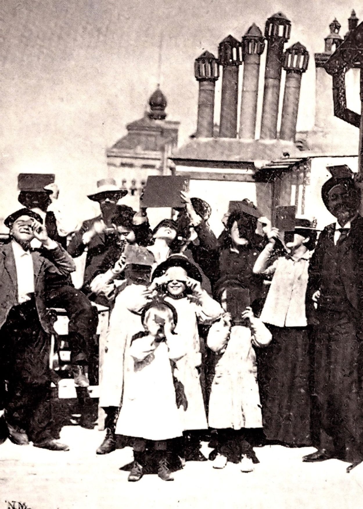 Así vivió España sus últimos eclipses totales de Sol: del asombro popular al fenómeno científico Así vivió España sus últimos eclipses totales de Sol: del asombro popular al fenómeno científico