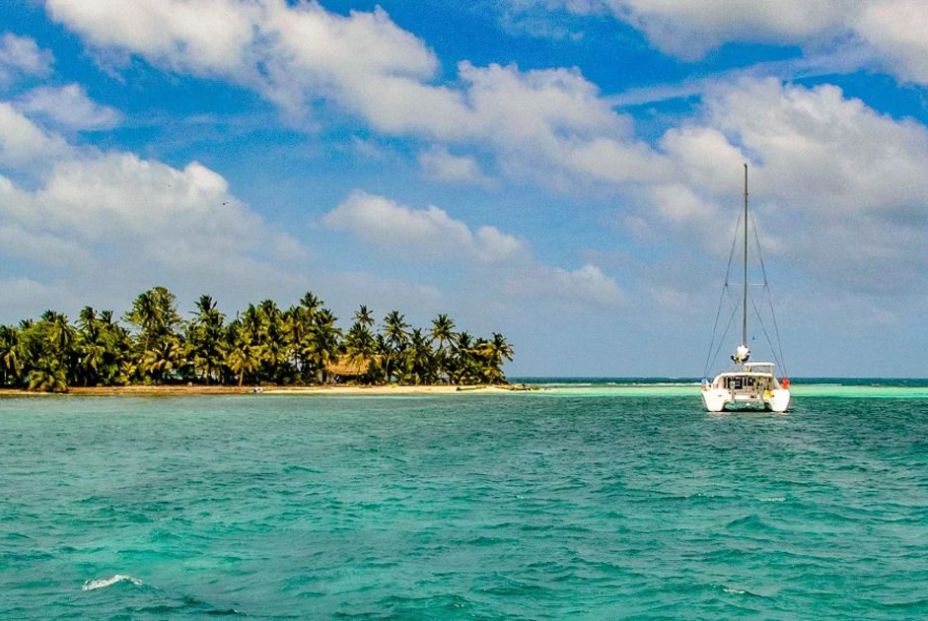 Barrier Reef Belize Yatch 02 2
