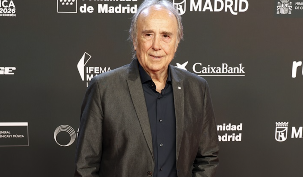 Serrat critica el edadismo de la sociedad: “A los viejos se nos abandona en un rincón”