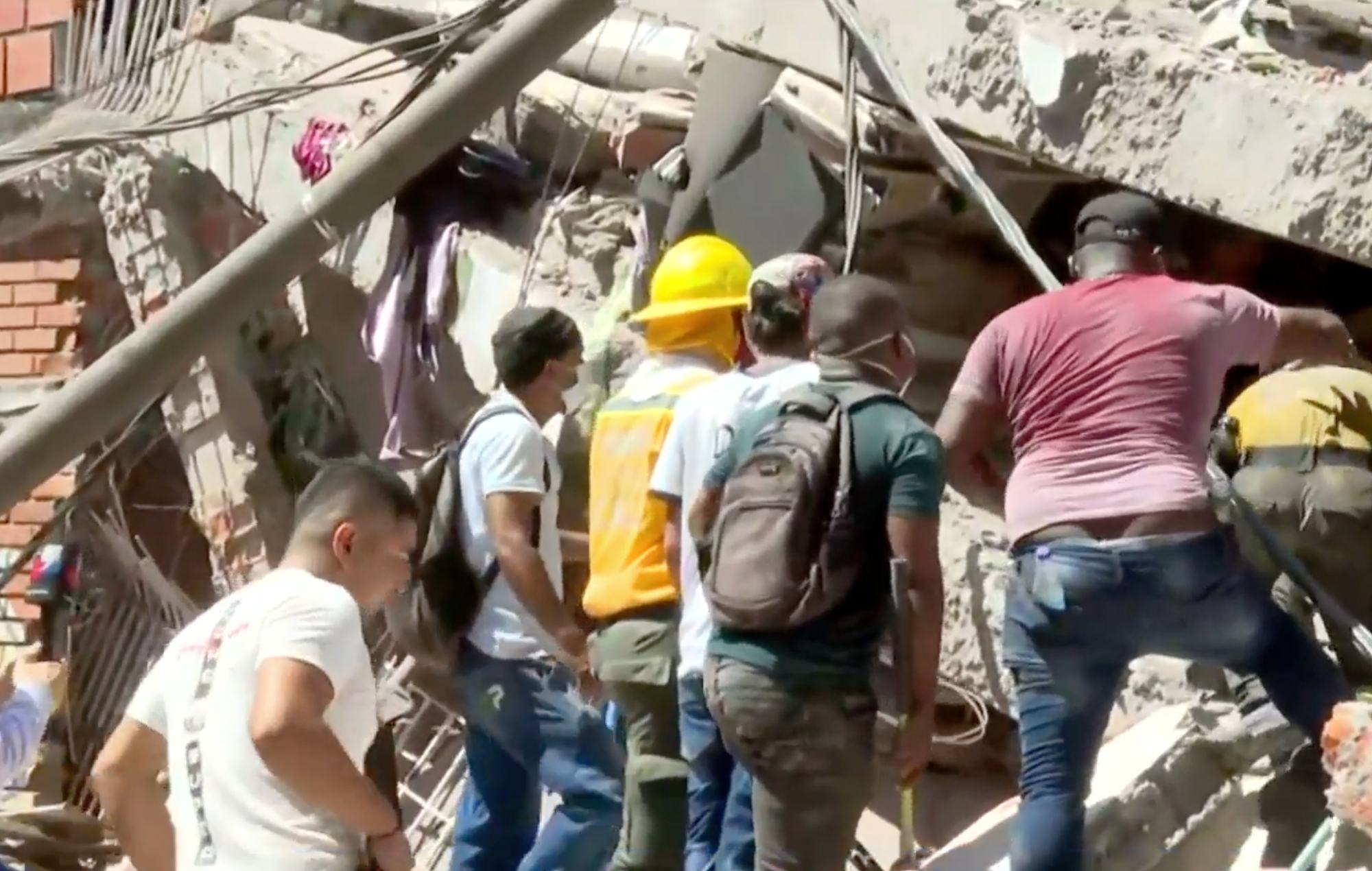 Un terremoto de magnitud 7,4 grados sacude Colombia (Caracol TV)