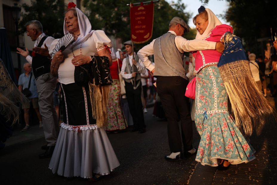 Arrancan las fiestas de la Paloma en Madrid: chotis, Celtas Cortos, procesión y mucho más