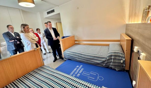 Murcia destina 3 millones para adaptar residencias y centros de día Murcia destina 3 millones para adaptar residencias y centros de día