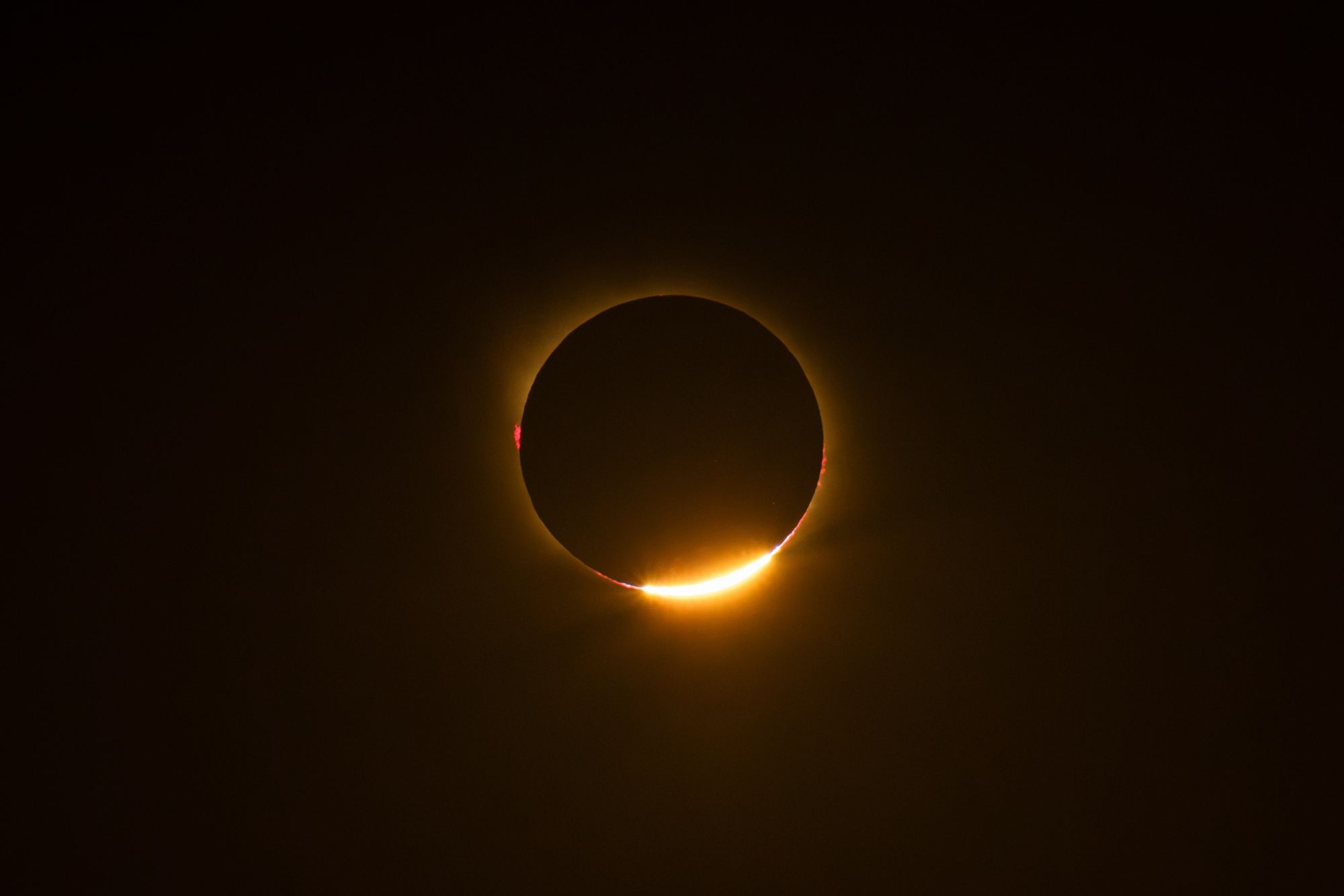 El eclipse solar en fotos: sumió más de la mitad de España en una profunda e histórica oscuridad (Jorge Gil / Europa Press) El eclipse solar en fotos: sumió más de la mitad de España en una profunda e histórica oscuridad (Jorge Gil / Europa Press)