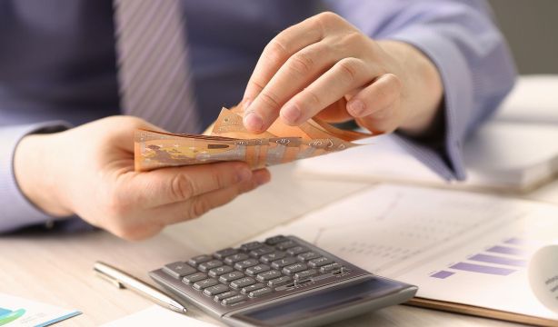 La OCU exige una reforma legal para que las aseguradoras devuelvan la parte de prima no consumida