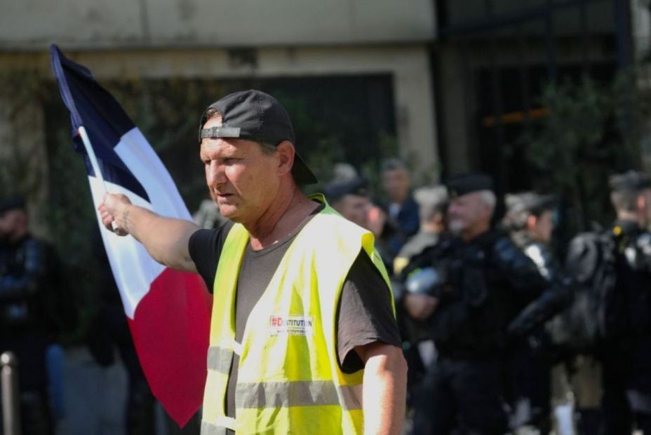 europapress 6964153 manifestantes 18 septiembre 2025 paris francia varios sindicatos franceses europapress 6964153 manifestantes 18 septiembre 2025 paris francia varios sindicatos franceses