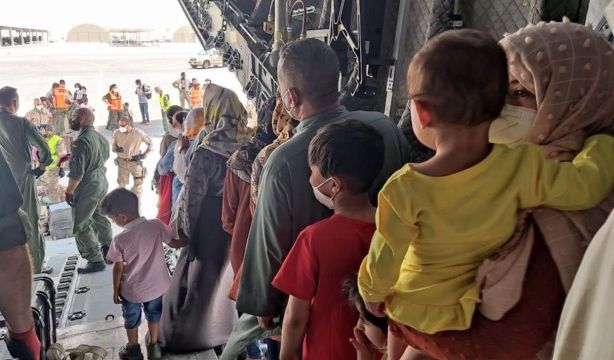 Cinco años después, así han rehecho su vida en España los afganos que huyeron de los talibanes
