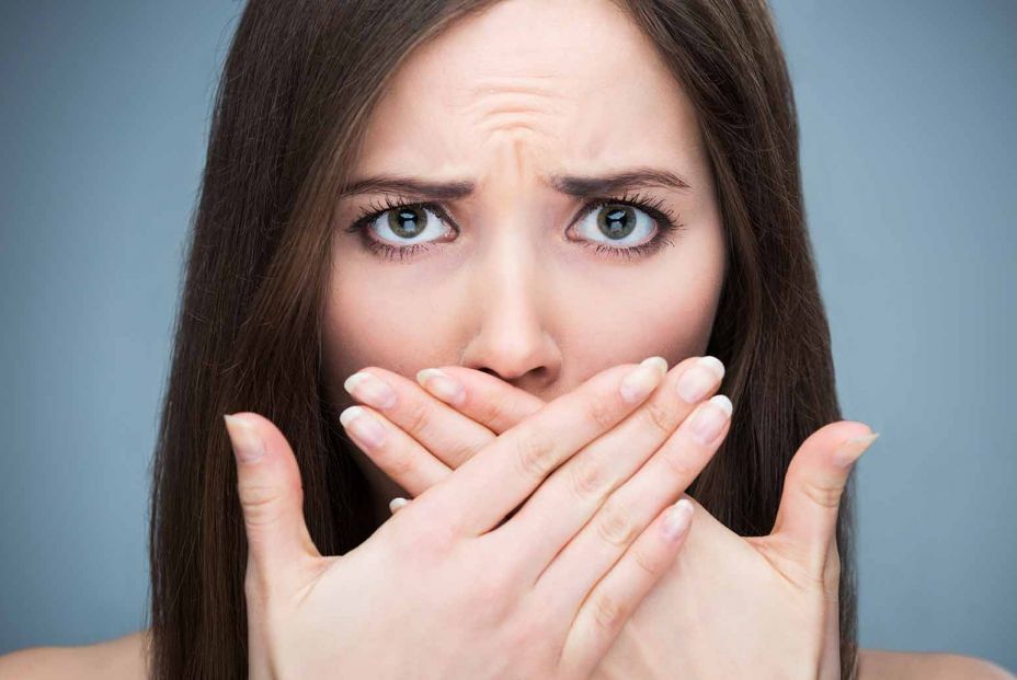 Halitosis o mal aliento (bigstock)