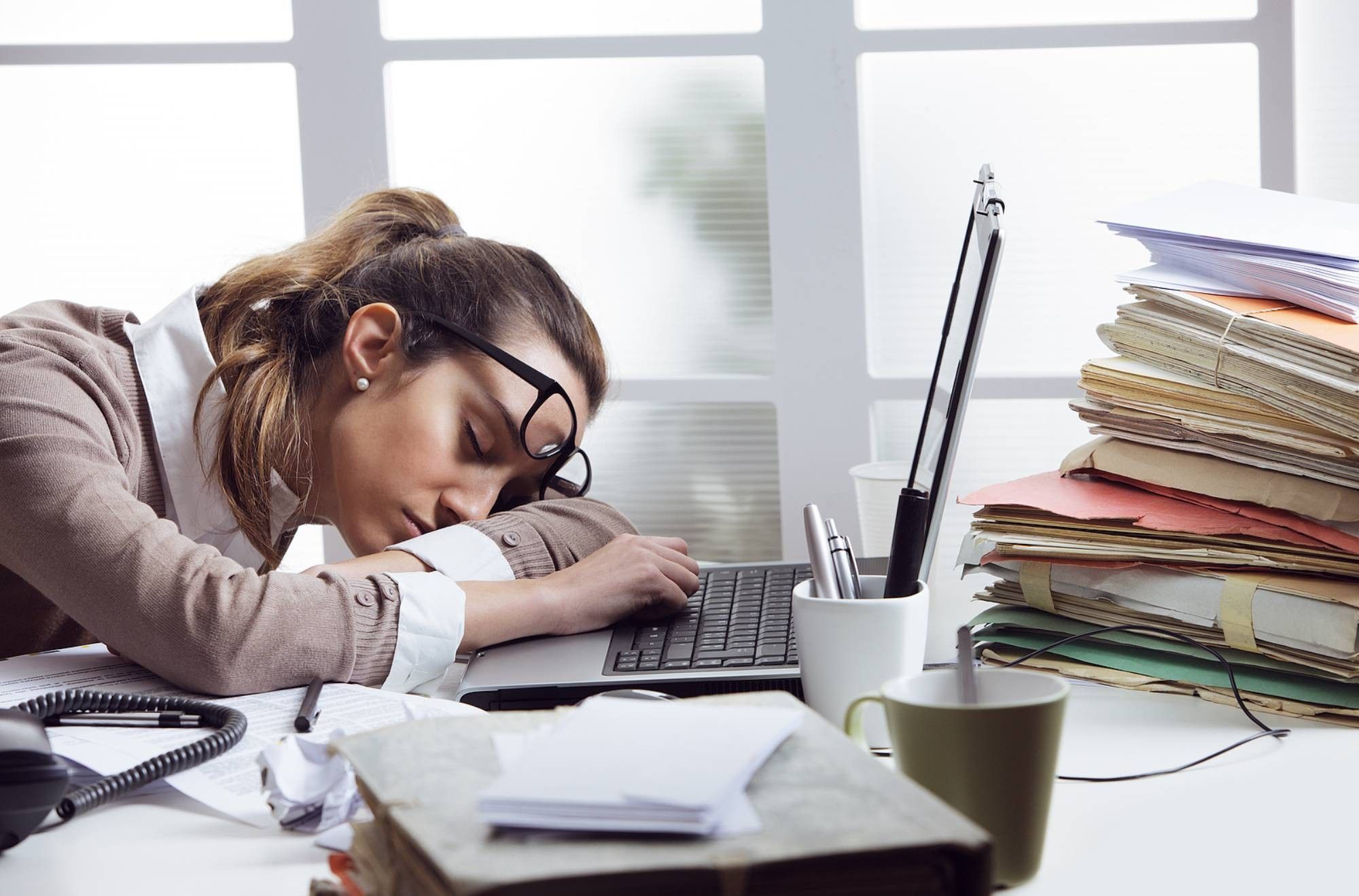 Dormir bien y su relación con una mayor esperanza de vida laboral (Fuente: BigStock)