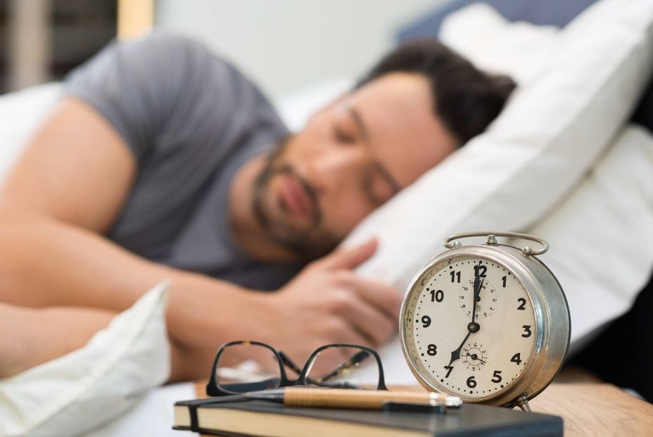 Los patrones de sueño saludables se relacionan con una mayor esperanza de vida laboral (Fuente: BigStock)