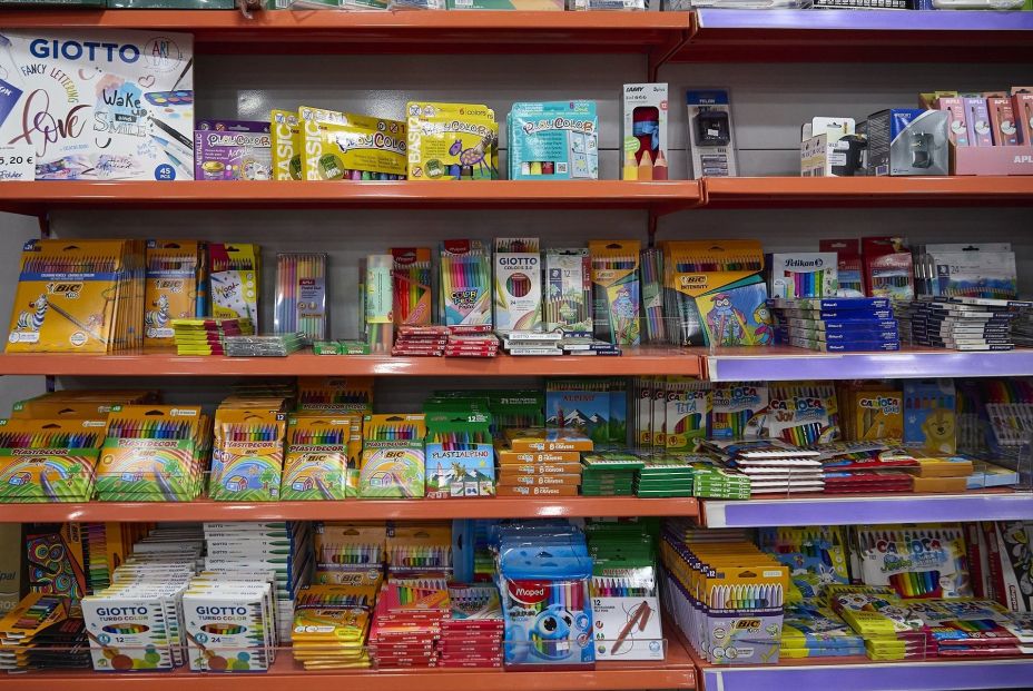Hasta 1.849 euros por hijo: estas son las cifras de la vuelta al cole en los hogares españoles / Fuente: EuropaPress Hasta 1.849 euros por hijo: estas son las cifras de la vuelta al cole en los hogares españoles / Fuente: EuropaPress