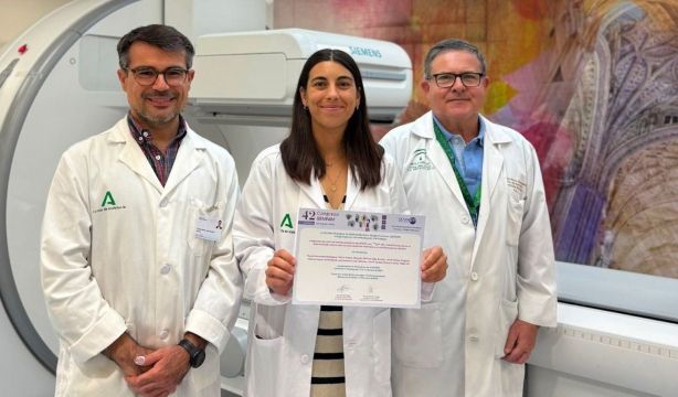 El Hospital Virgen del Rocío recibe un premio nacional por una investigación sobre el párkinson