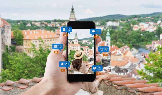 Cuatro de cada diez viajeros visitan lugares turísticos para generar contenido en redes sociales