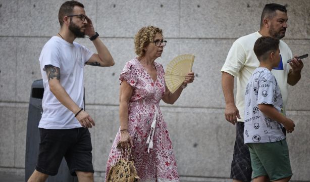 Polémica sobre el informe de menopausia del Gobierno: "Es para echarse a llorar"