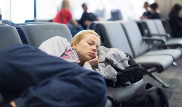 Una terapia celular podría acelerar la adaptación al jet-lag y los cambios de horario (Fuente: BigStock)