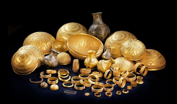 Roban El Tesoro de Villena, una de las colecciones más valiosas de la Edad de Bronce