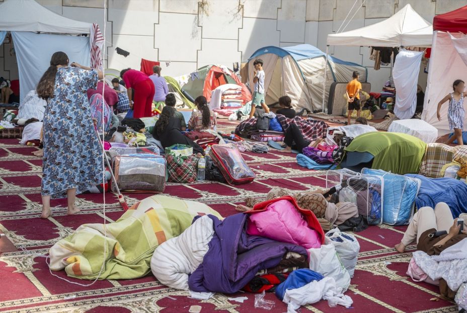 EuropaPress 7730220 migrantes alojados colegio 24 agosto 2026 ceuta espana varias mujeres EuropaPress 7730220 migrantes alojados colegio 24 agosto 2026 ceuta espana varias mujeres