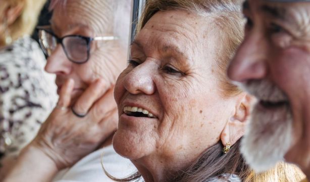 Crear vínculos, ganar bienestar: 550.000 personas mayores participan en talleres saludables