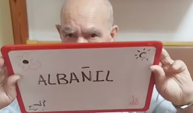 VÍDEO La emotiva iniciativa de una residencia de mayores: "Ahora soy residente, pero antes fui…"