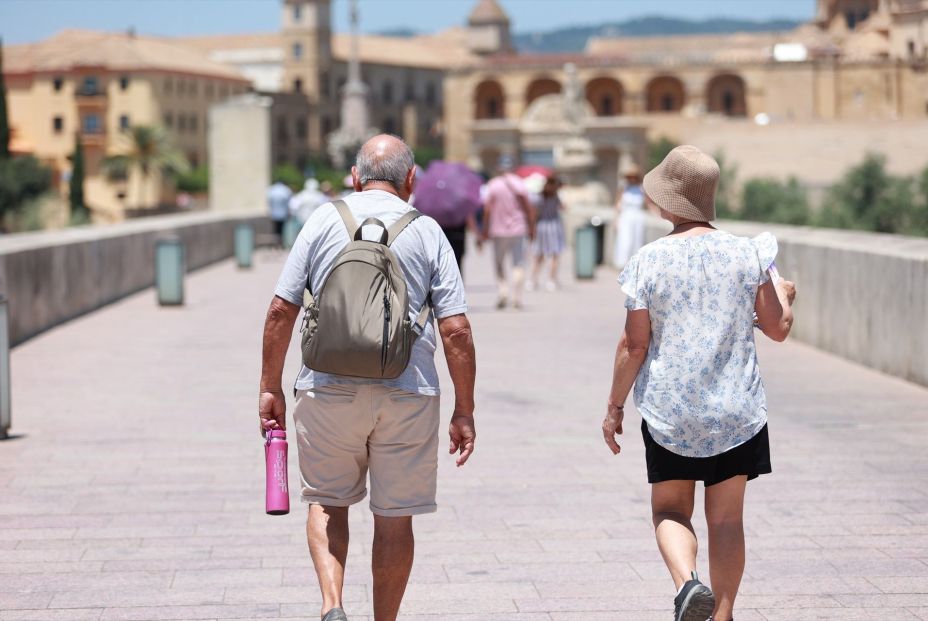 La supresión de las reservas de los viajes del Imserso en los ayuntamientos llega al Congreso