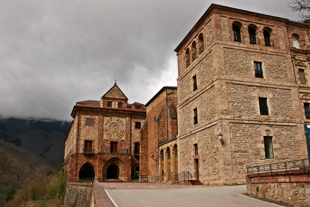 Monasterio de Valvanera Monasterio de Valvanera
