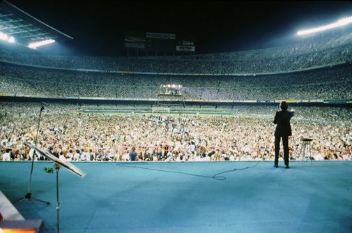 <<julio Iglesias en concierto