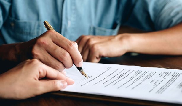 El Gobierno cambia los contratos de trabajo: estos son todos los datos que deben incluir El Gobierno cambia los contratos de trabajo: estos son todos los datos que deben incluir