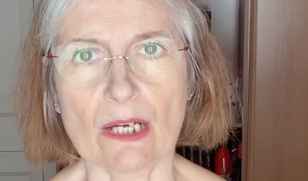 La actriz Assumpta Serna pide un Pacto de Estado apolítico por la Dependencia: "Entre todos podemos"