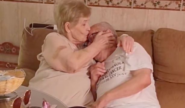 VÍDEO: El emotivo reencuentro de una pareja después de días separados por primera vez en sus vidas (Instagram: @roarellano.c)