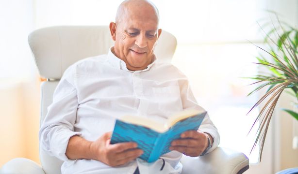 Libros, pantallas y demencias